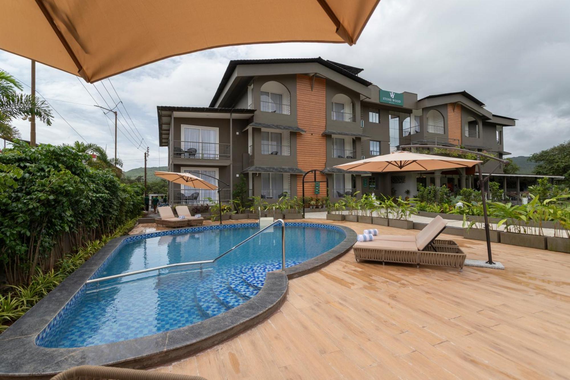 Stone Wood Hotel Amboli Amboli  Εξωτερικό φωτογραφία