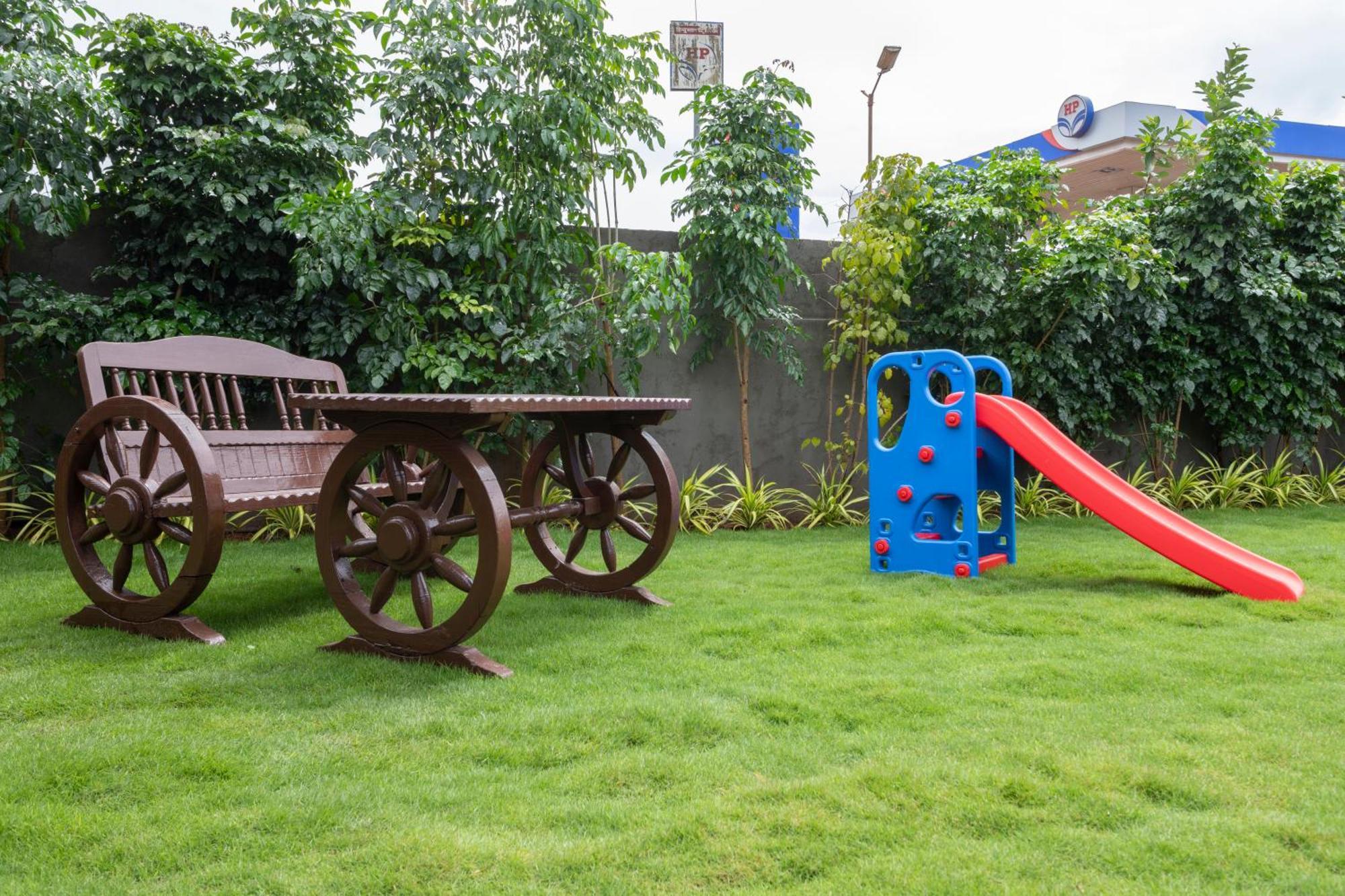 Stone Wood Hotel Amboli Amboli  Εξωτερικό φωτογραφία