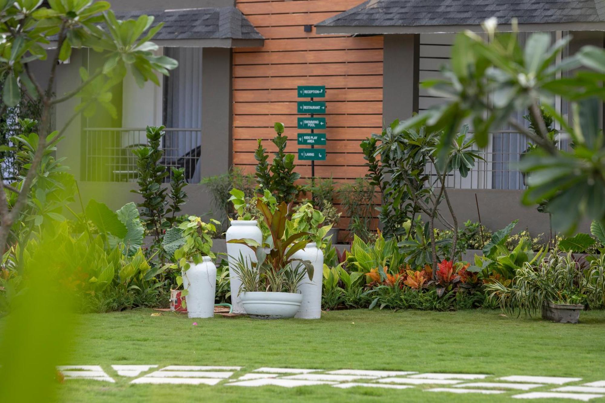 Stone Wood Hotel Amboli Amboli  Εξωτερικό φωτογραφία