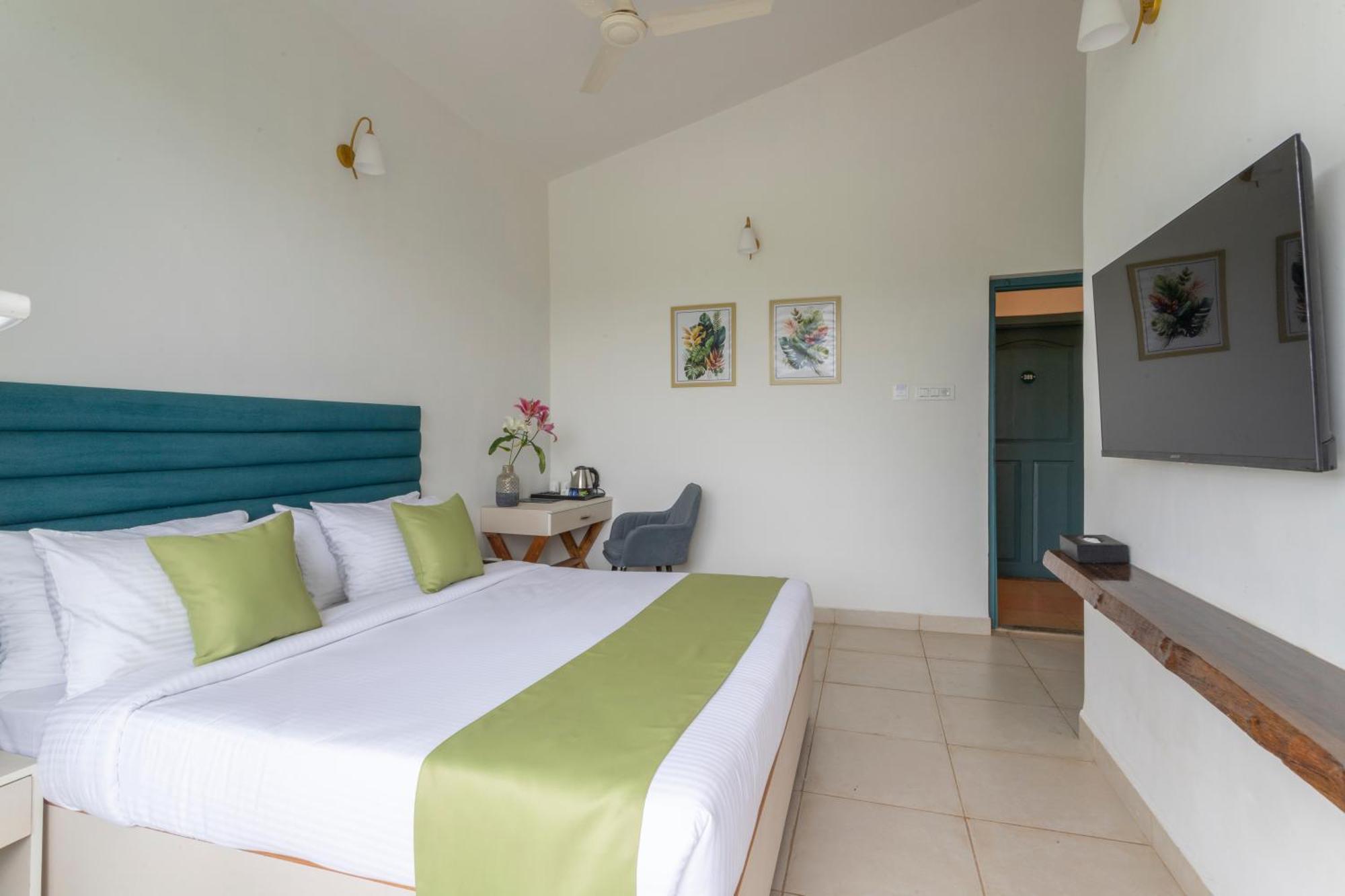 Stone Wood Hotel Amboli Amboli  Εξωτερικό φωτογραφία