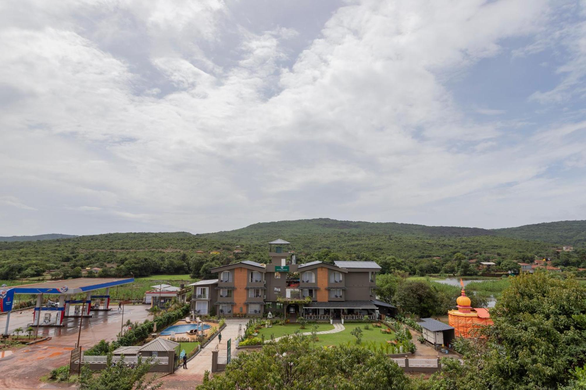 Stone Wood Hotel Amboli Amboli  Εξωτερικό φωτογραφία